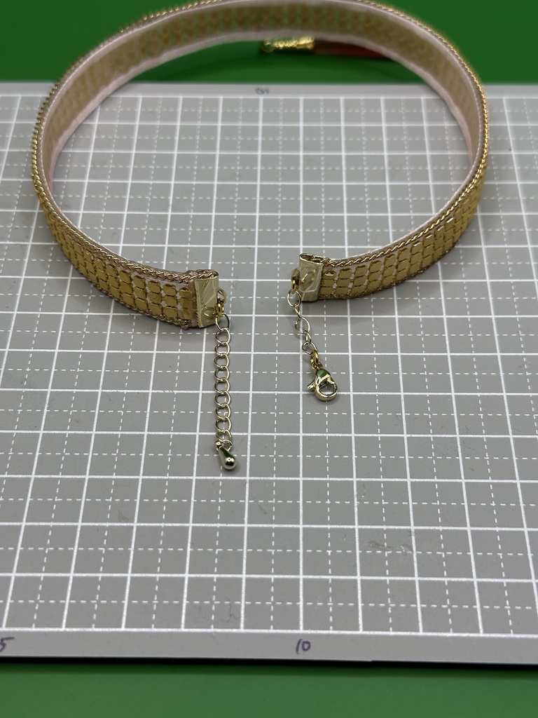 大魔法使いフランメのチョーカー