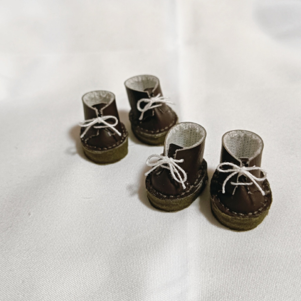 厚底編み上げブーツ