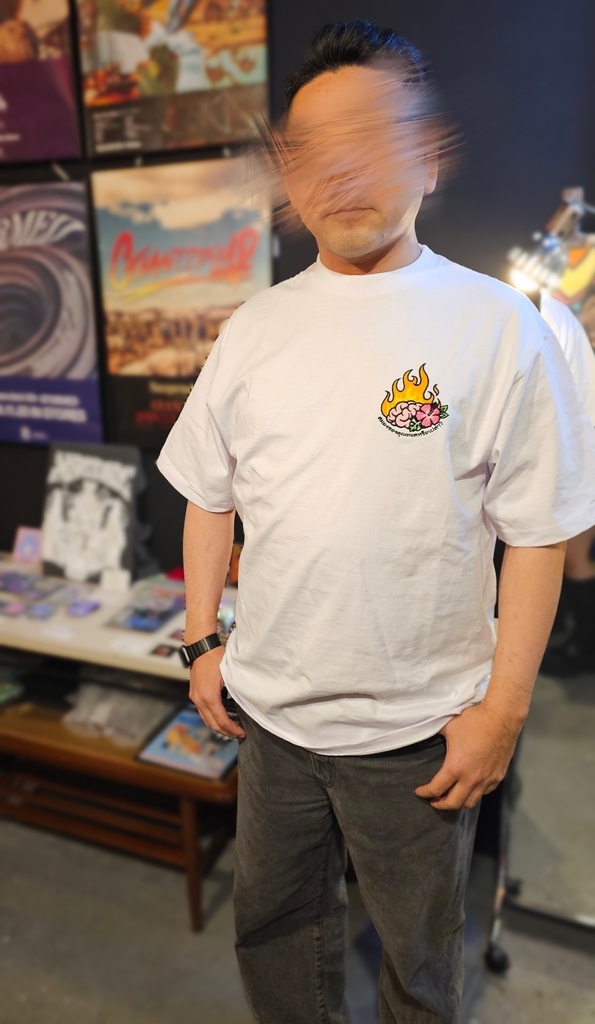 🧠脳みそ焼けてる系Tシャツ🌺