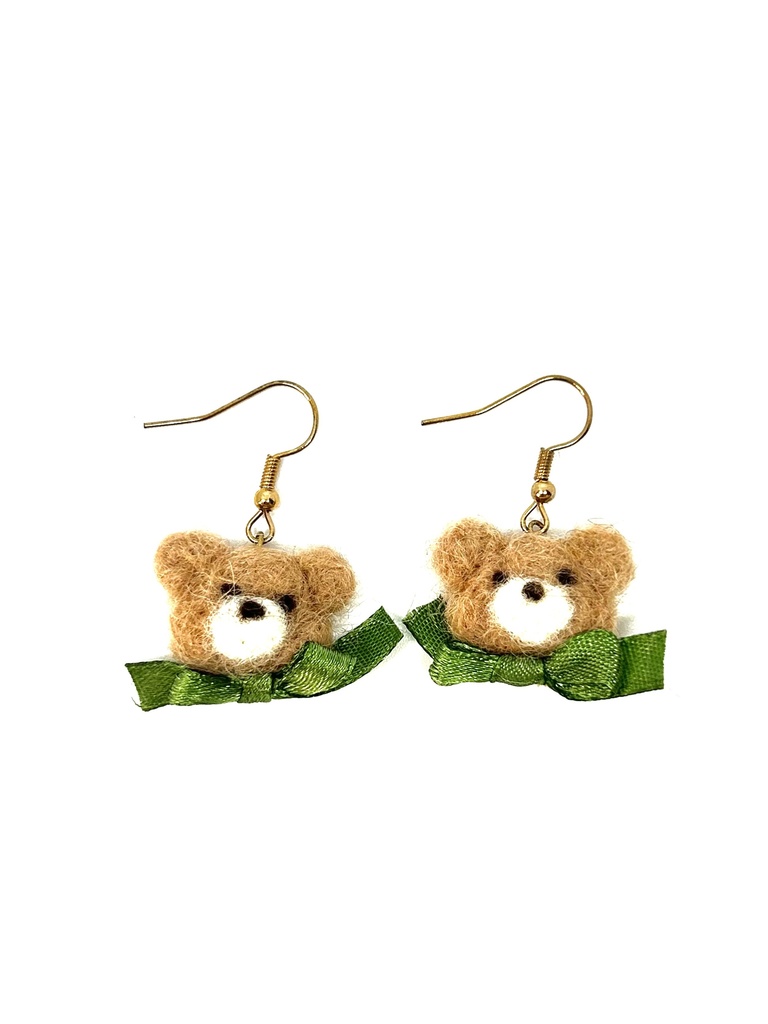 ぬい活 くまピアス