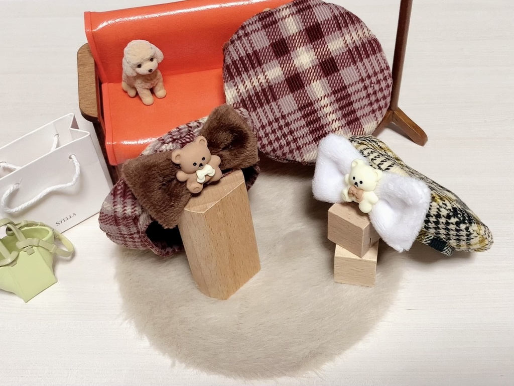 もこもこ襟のコート&くまちゃんベレー帽