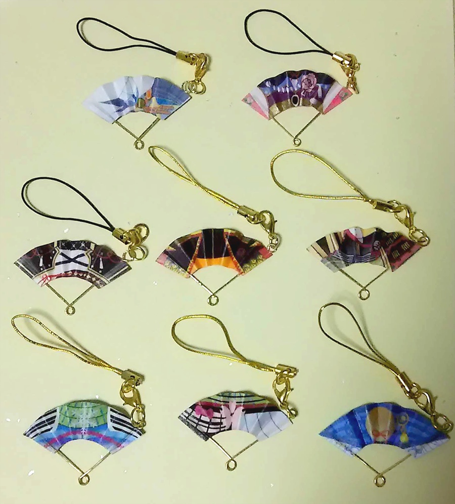 刀剣乱舞ミニ扇・ピアス ・イヤリング ・観賞用ストラップ