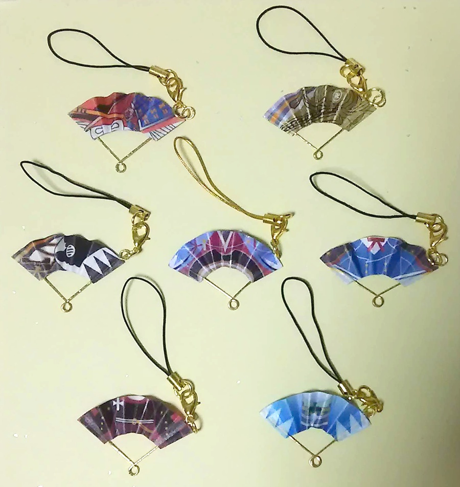 刀剣乱舞ミニ扇・ピアス ・イヤリング ・観賞用ストラップ