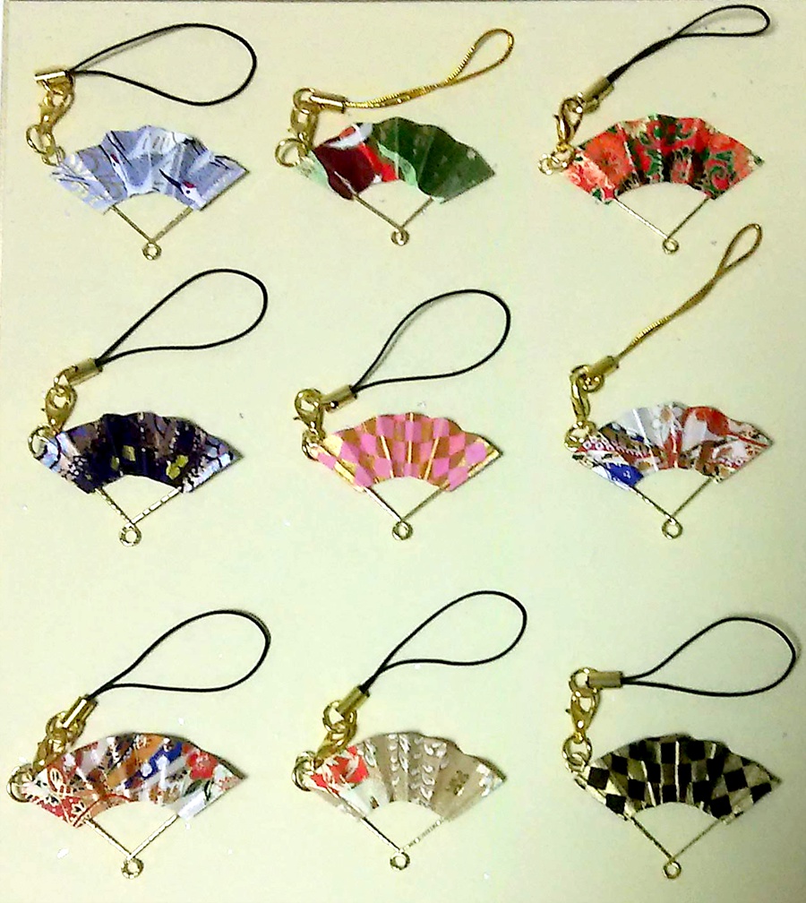 刀剣乱舞ミニ扇・ピアス ・イヤリング ・観賞用ストラップ