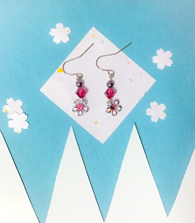 耳飾【加州清光イメージ（両耳）】イヤリング、ピアス