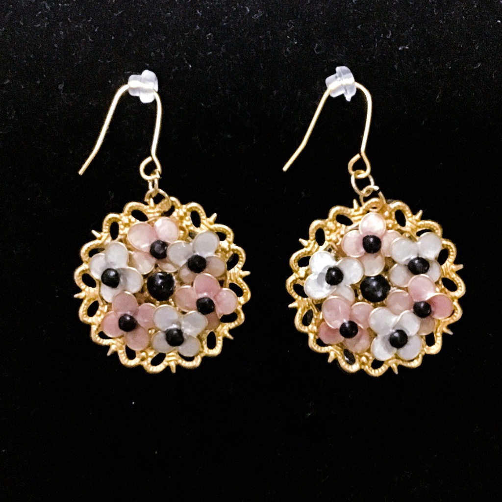 鬼滅の刃イメージフラワー耳飾り