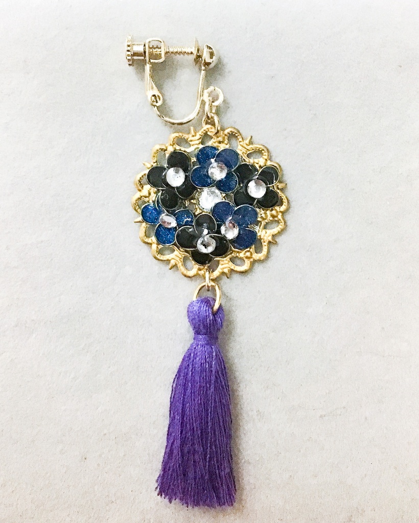 十二国記イメージタッセル耳飾り、ストラップ。