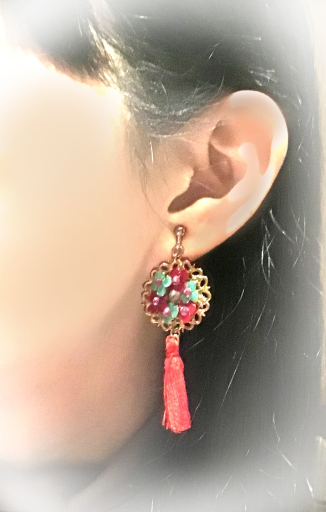 十二国記イメージタッセル耳飾り、ストラップ。