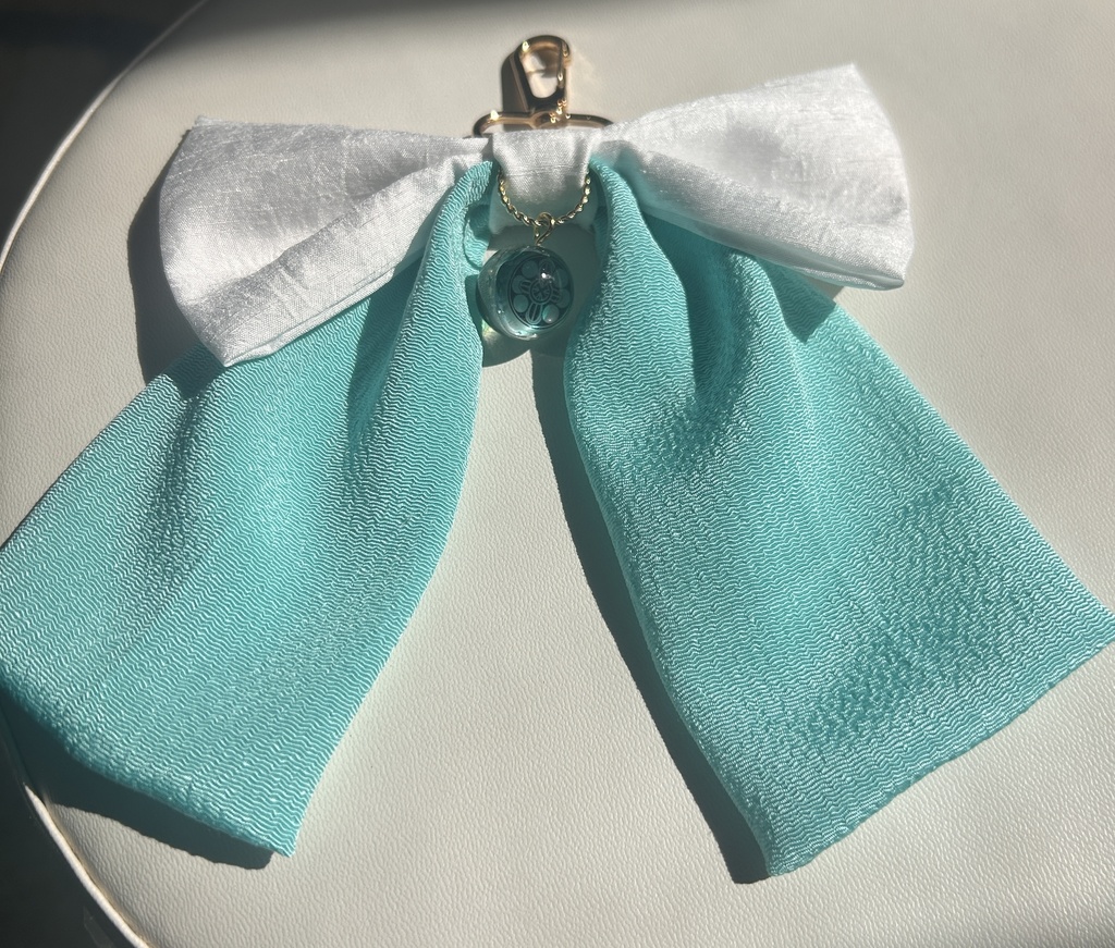 ☆アウトレット レジン付きリボンバックチャーム☆