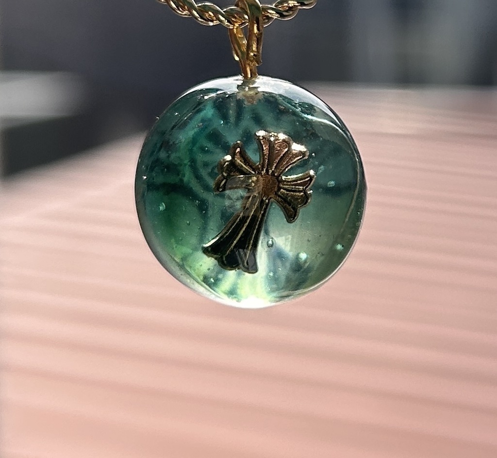 ☆アウトレット レジン付きリボンバックチャーム☆