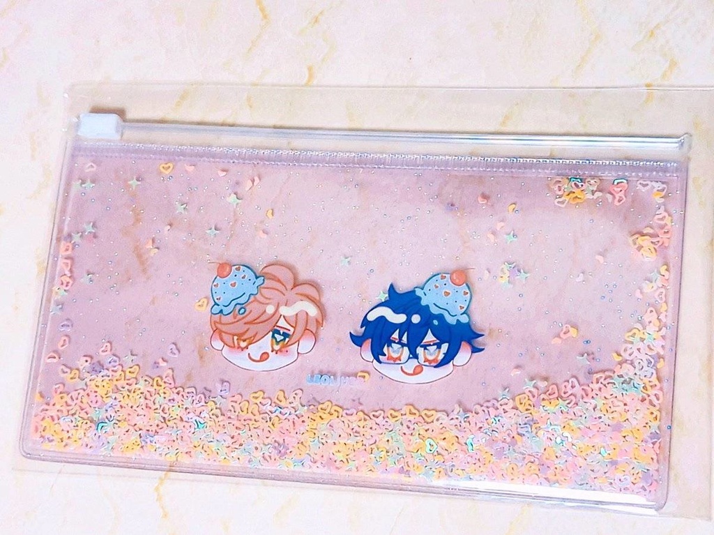 チョコミントレオリバー　グリッターポーチ
