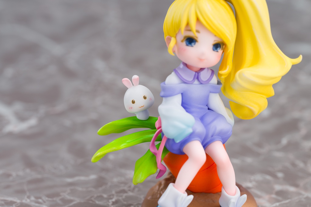 ラビットちゃんとうさぎキノコ 未塗装未組み立てガレージキット