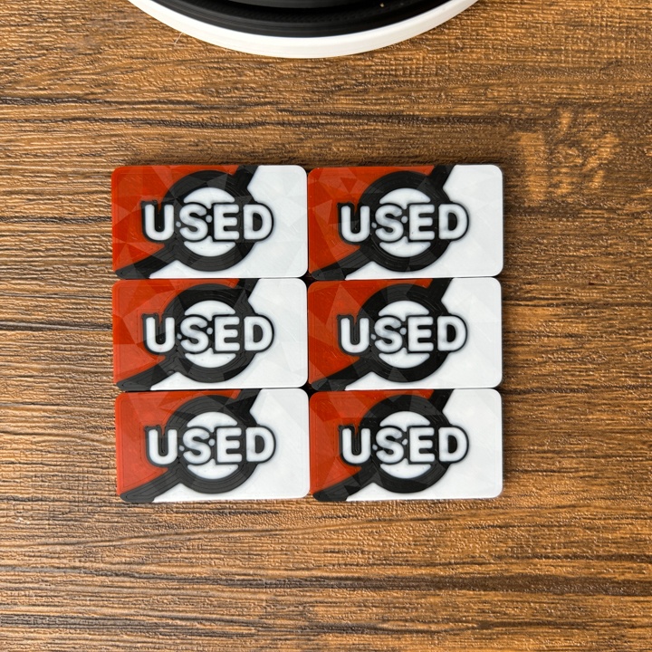 ポケカ 2段マグネットケース 赤 ダメカンダイス、各種マーカー、チェッカー