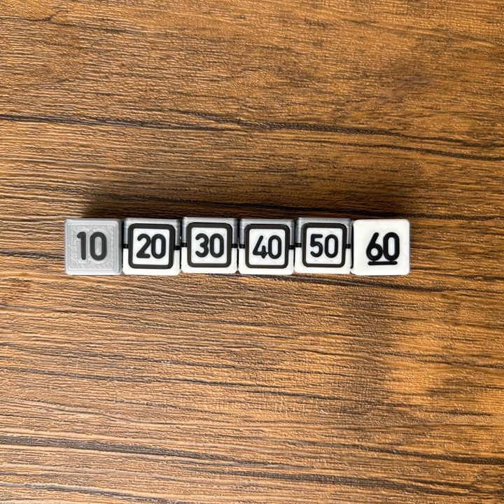 ポケカ 2段マグネットケース 銀 ダメカンダイス、各種マーカー、チェッカー