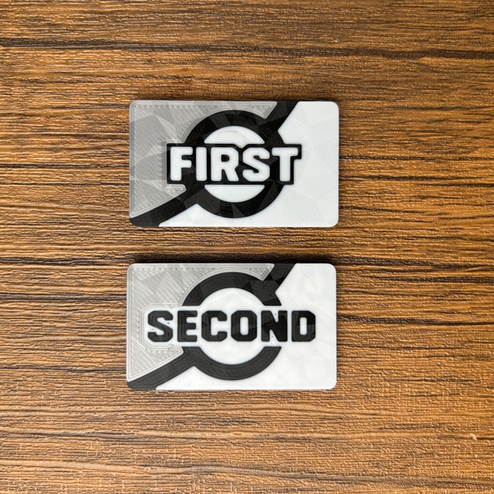 ポケカ 2段マグネットケース 銀 ダメカンダイス、各種マーカー、チェッカー