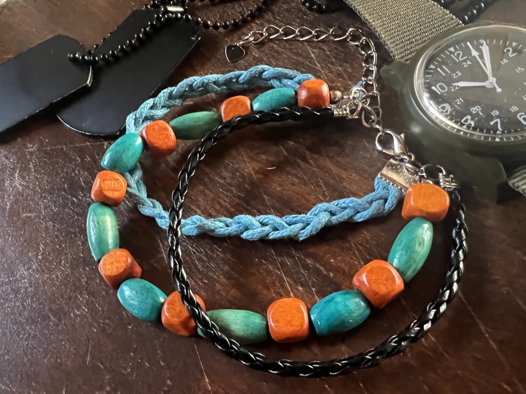 アブダスィマ風3連ブレスレット