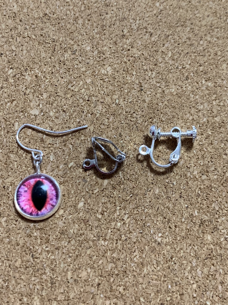 グラスアイ ピアス イヤリング