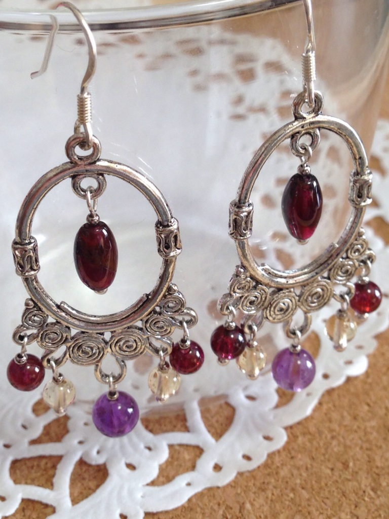 銀古美と天然石のピアス