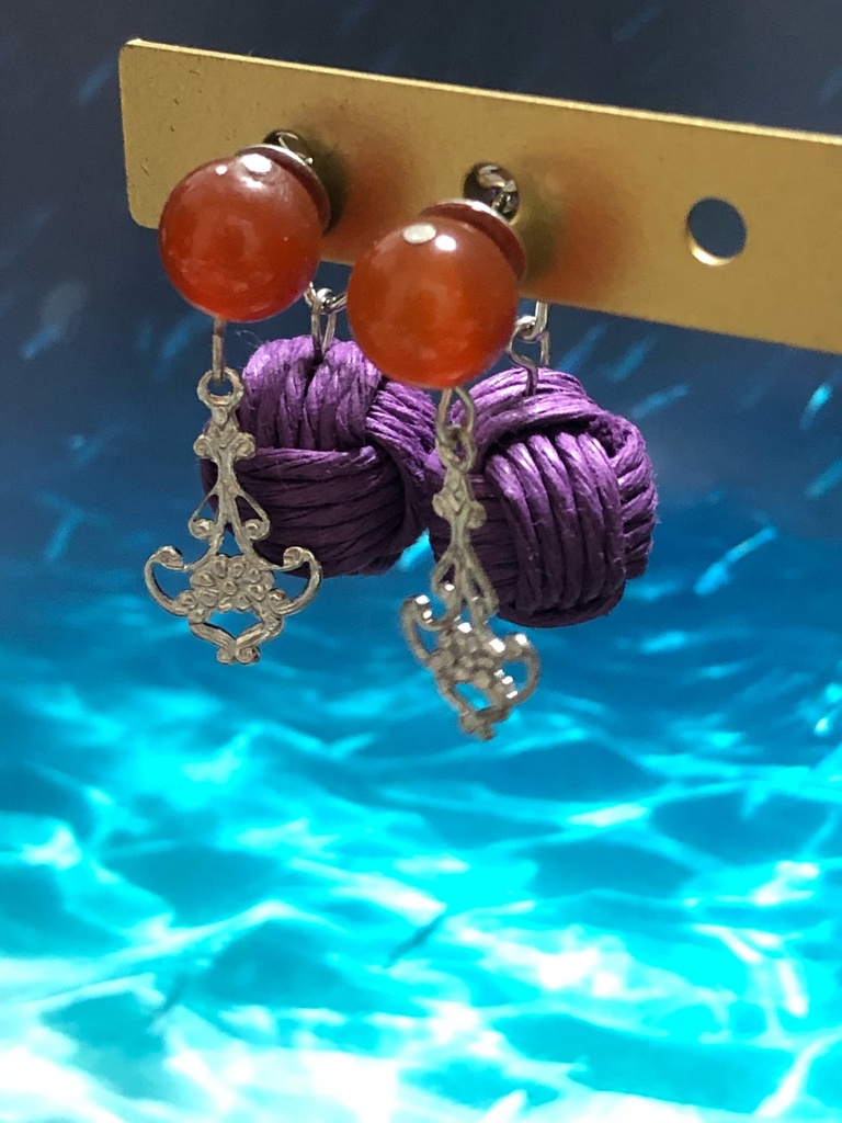 【ハンドメイド】今牛若狭モチーフピアスD