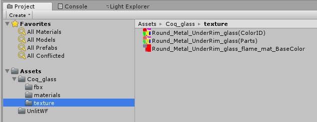 シンプルなアンダーリム眼鏡