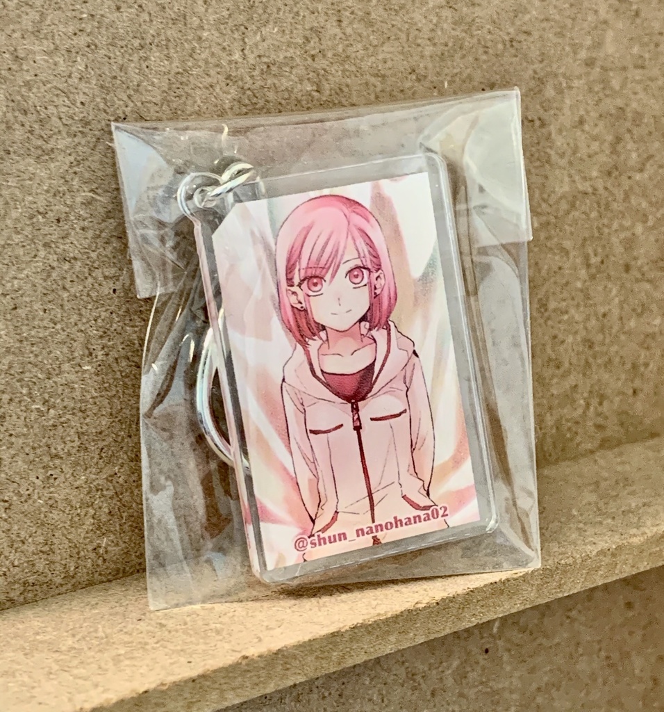 アクリルキーホルダー【マギィ】