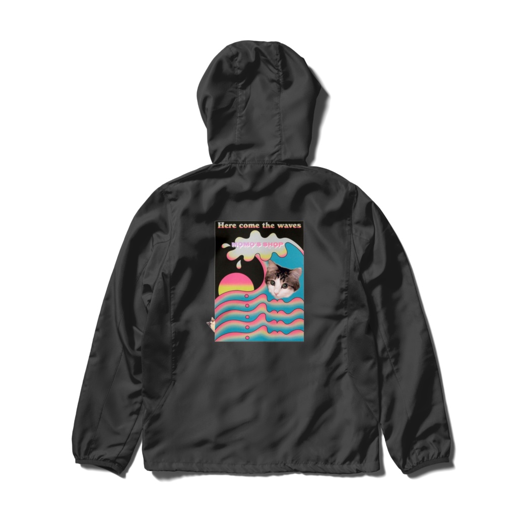 MOMOのウィンドブレーカー