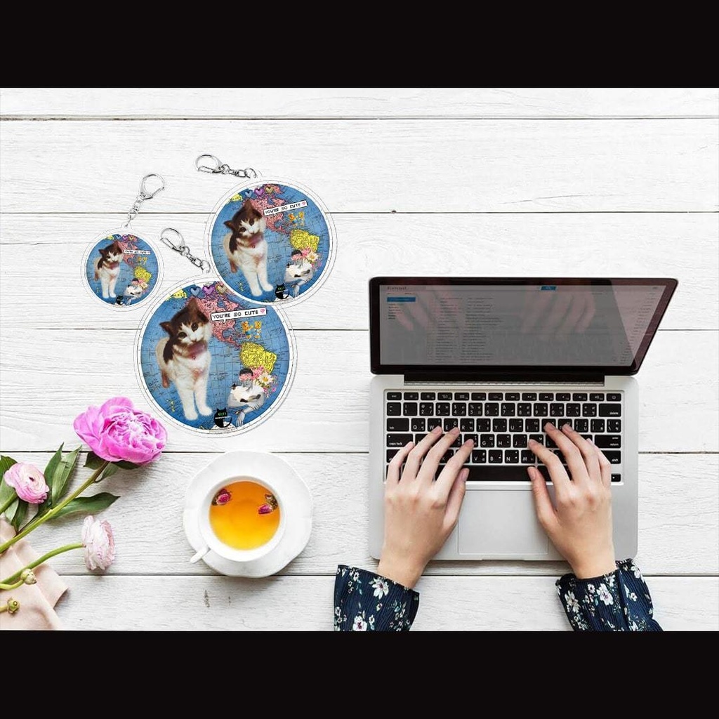 momoのアクリルキーホルダー #02