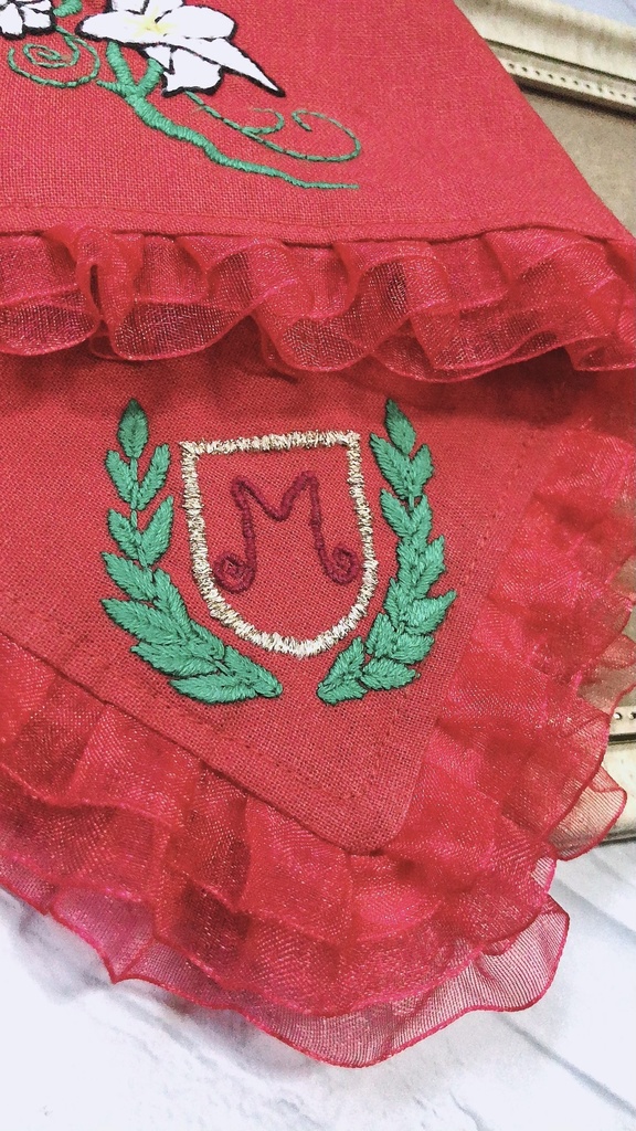 モリアーティ三兄弟の刺繍ハンカチ