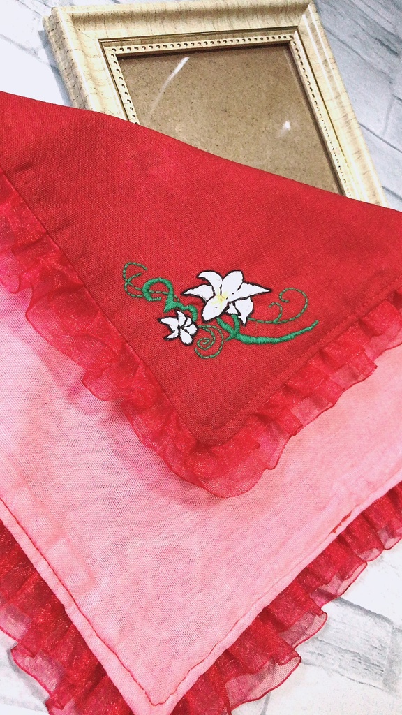 モリアーティ三兄弟の刺繍ハンカチ