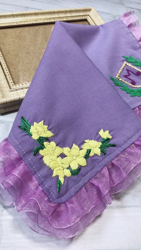 モリアーティ三兄弟の刺繍ハンカチ