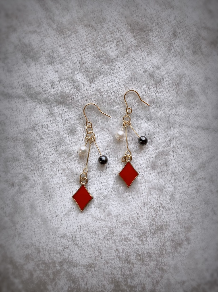 ツイステ♢ケイト♢イメージピアス/イヤリングパーツ変更オプション有