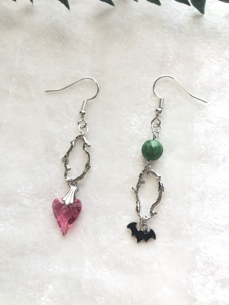 ツイステ リリア イメージピアス/イヤリングパーツ変更オプション有