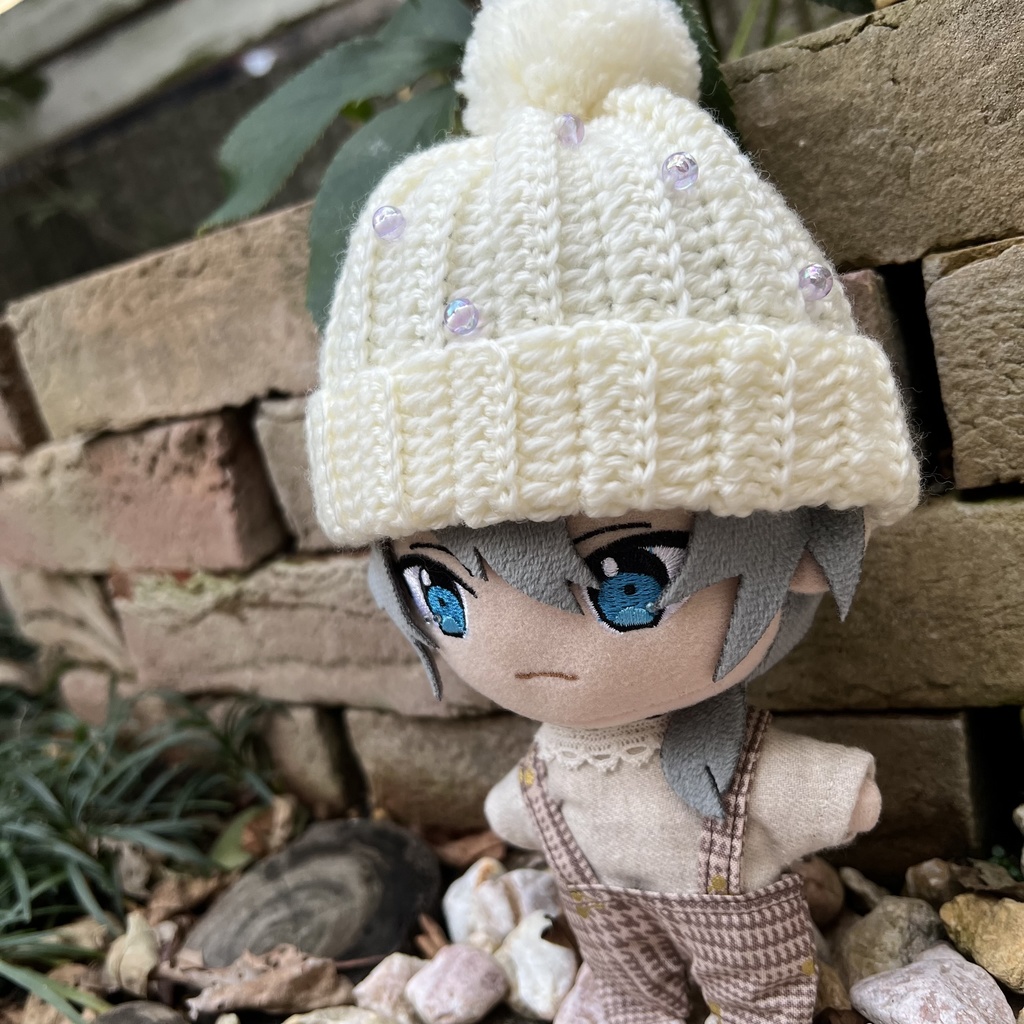 クリアビーズ付きニット帽