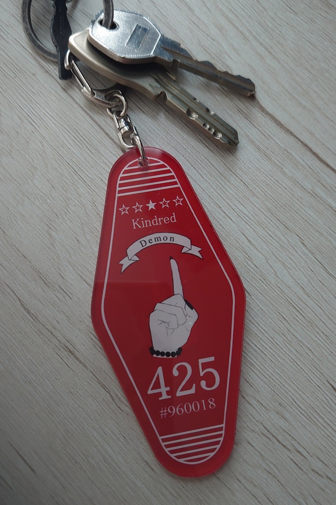 Luxiem モーテルキー風アクリルキーホルダー