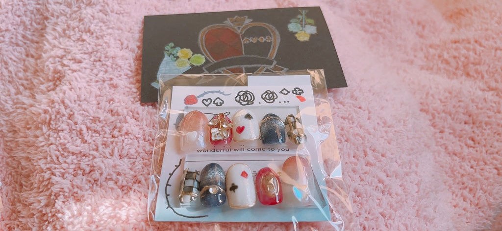 ツイステ ネイルチップ～ハーツラビュル寮～