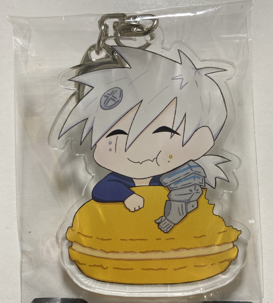 吸死マカロンアクキー サテツ