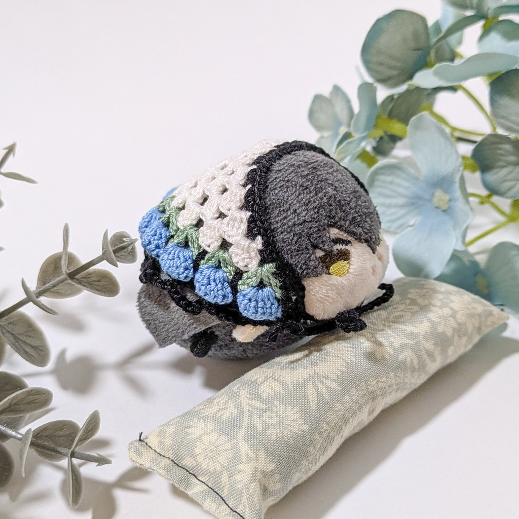 【ぬい用】ネモフィラ畑のバブーシュカ💠