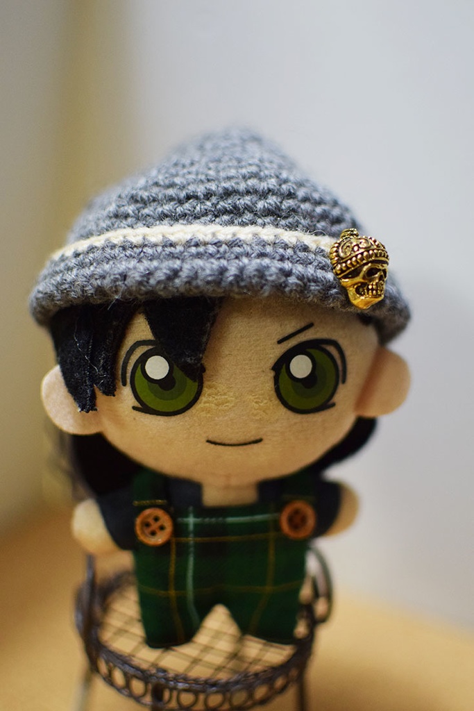 ドクロチャーム付きニット帽