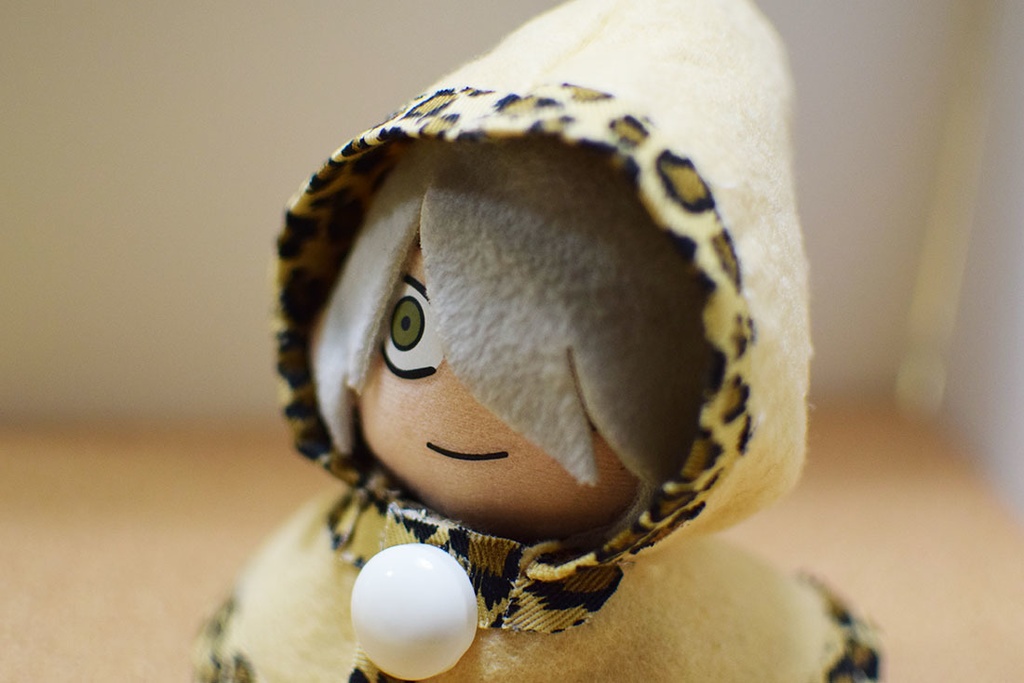 ベージュ豹柄ラインケープ