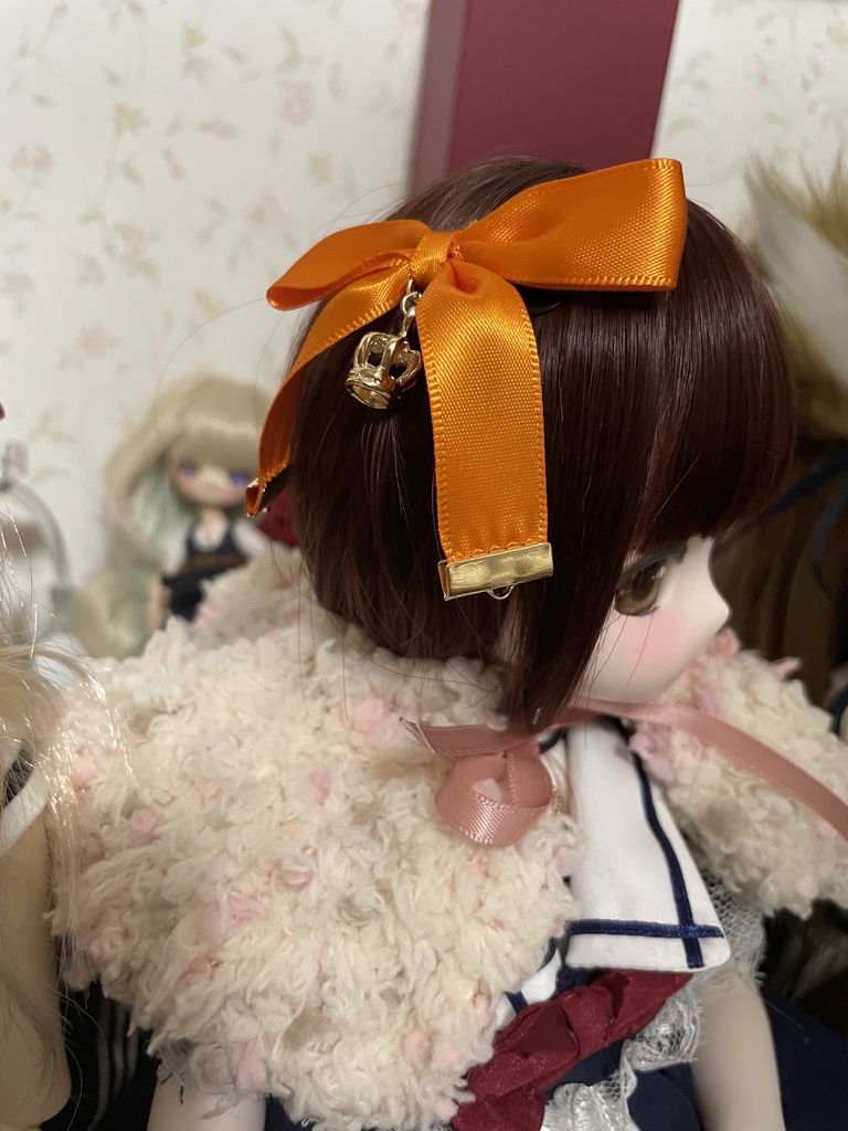 王冠チャーム付きリボン