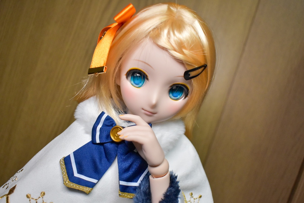 王冠チャーム付きリボン