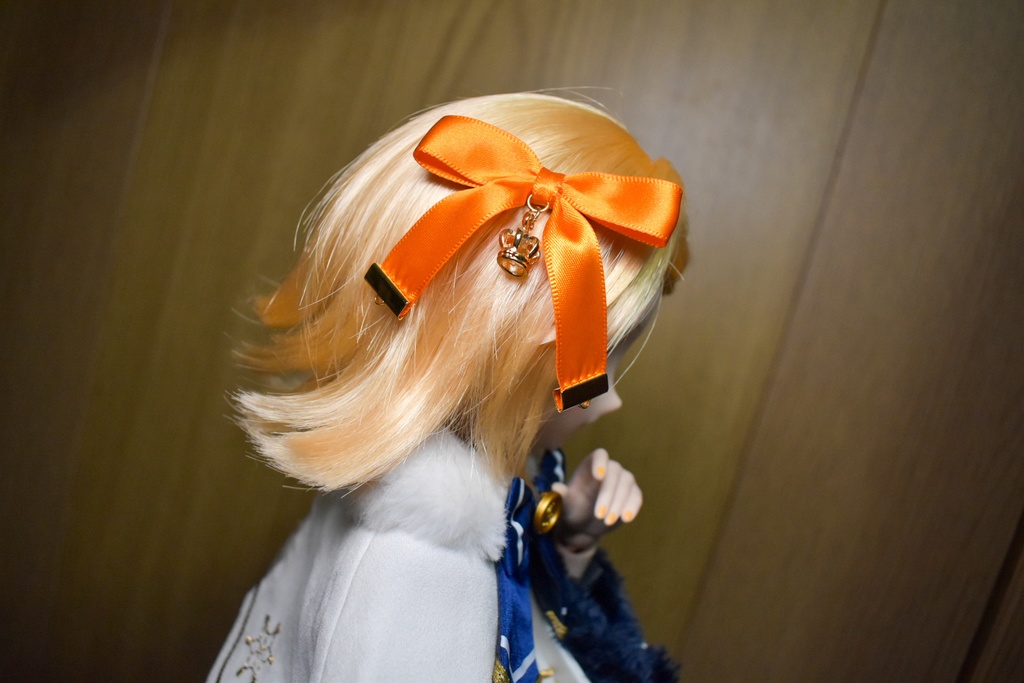 王冠チャーム付きリボン