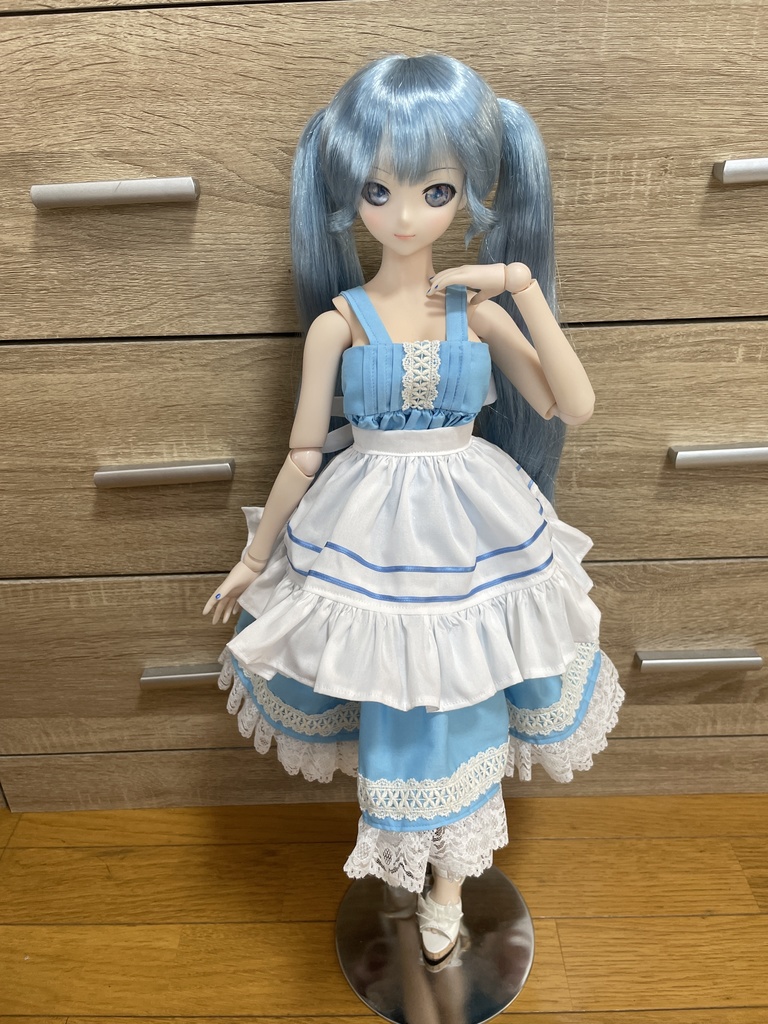 フリルエプロン