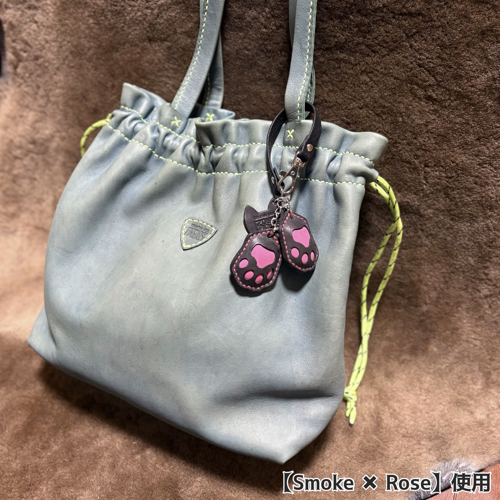 【Vivid】PAW² バッグチャーム🩷🐾