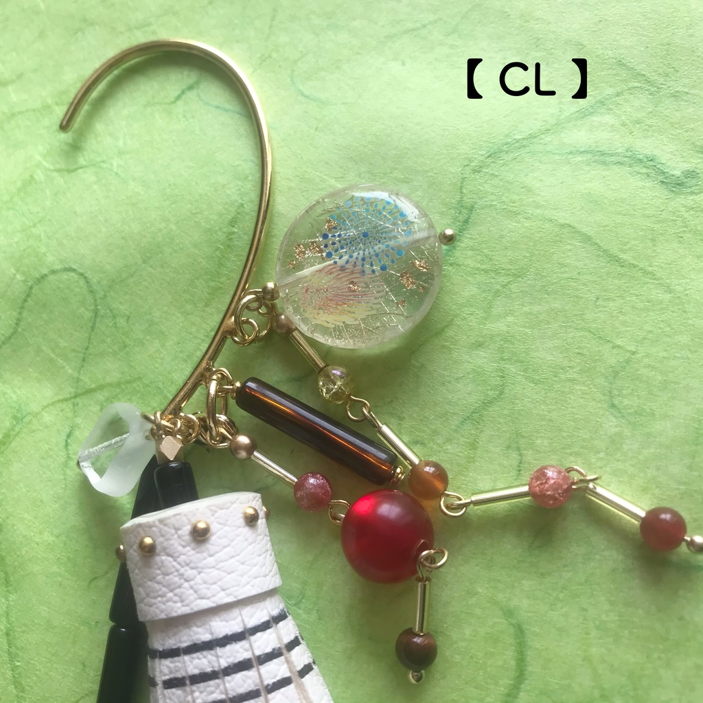 第七モチーフイヤーフック