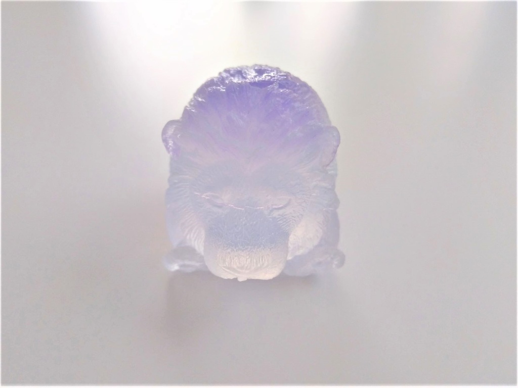 小さな足のライオンーむらさきー