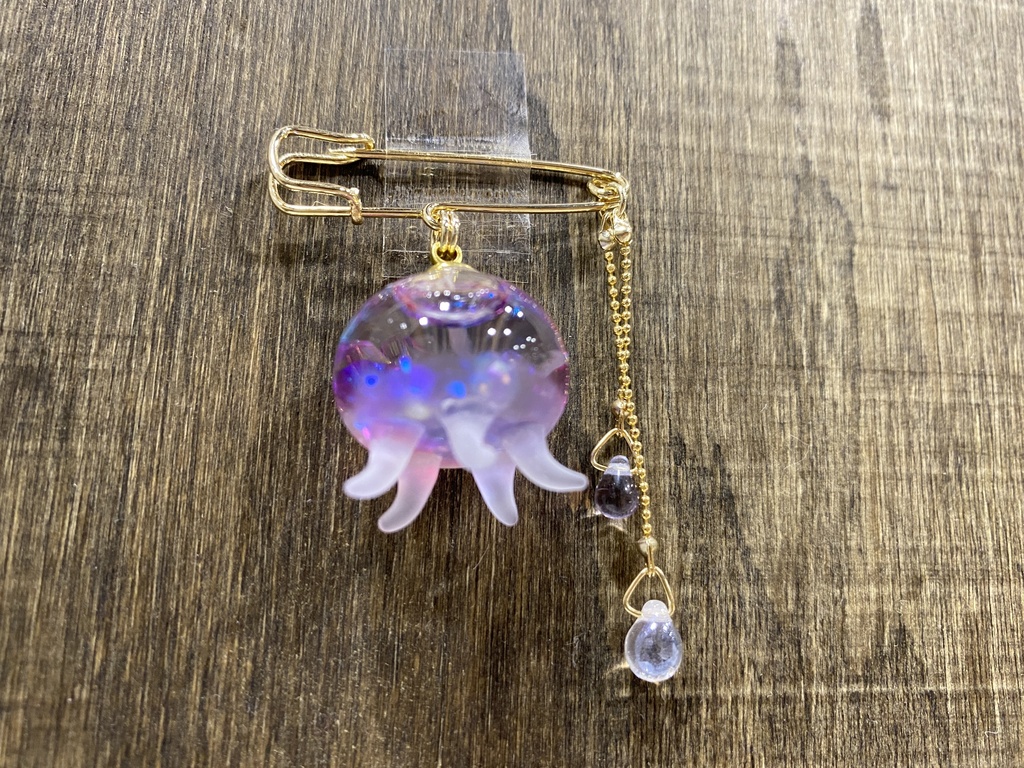 jelly fishブローチ 赤紫 1/9 22:00再販