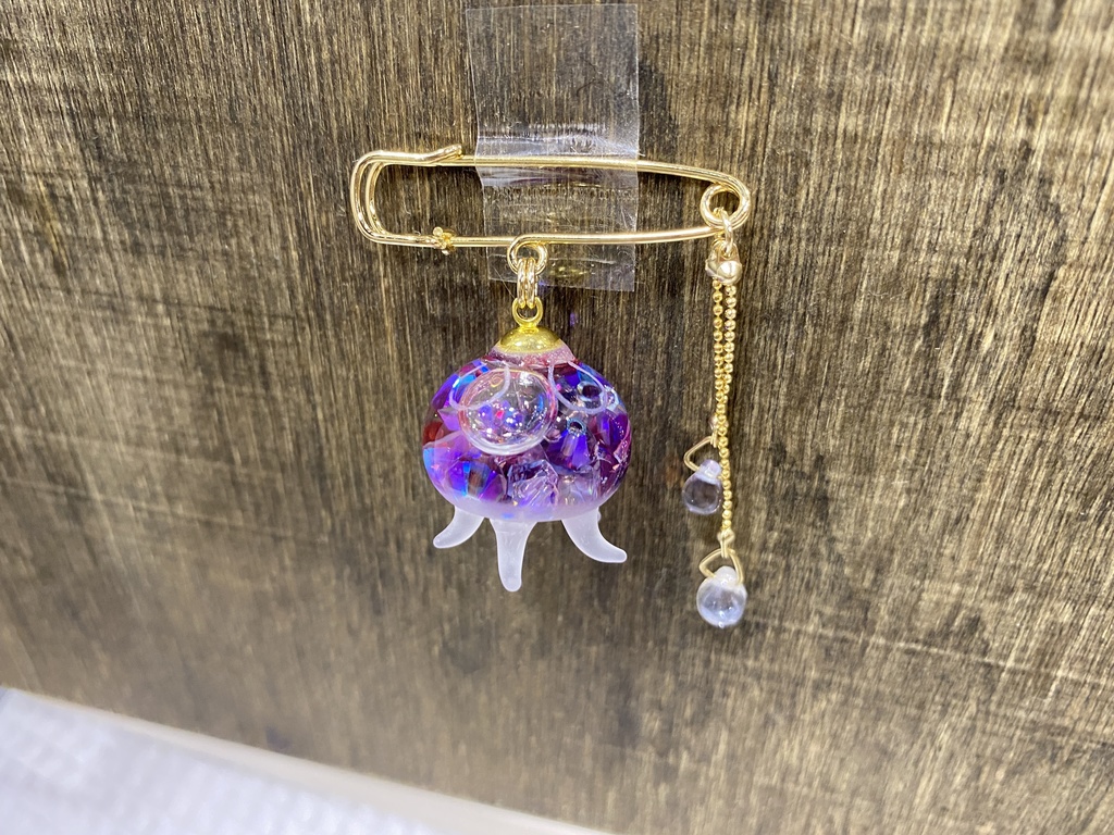 jelly fishブローチ 赤紫 1/9 22:00再販