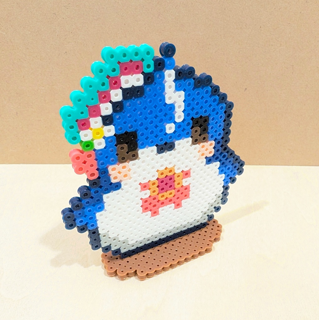 【ユニプロ二次創作作品】 栃宮るりは コルリちゃん(栃宮るりはマスコット)アイロンビーズ スタンド