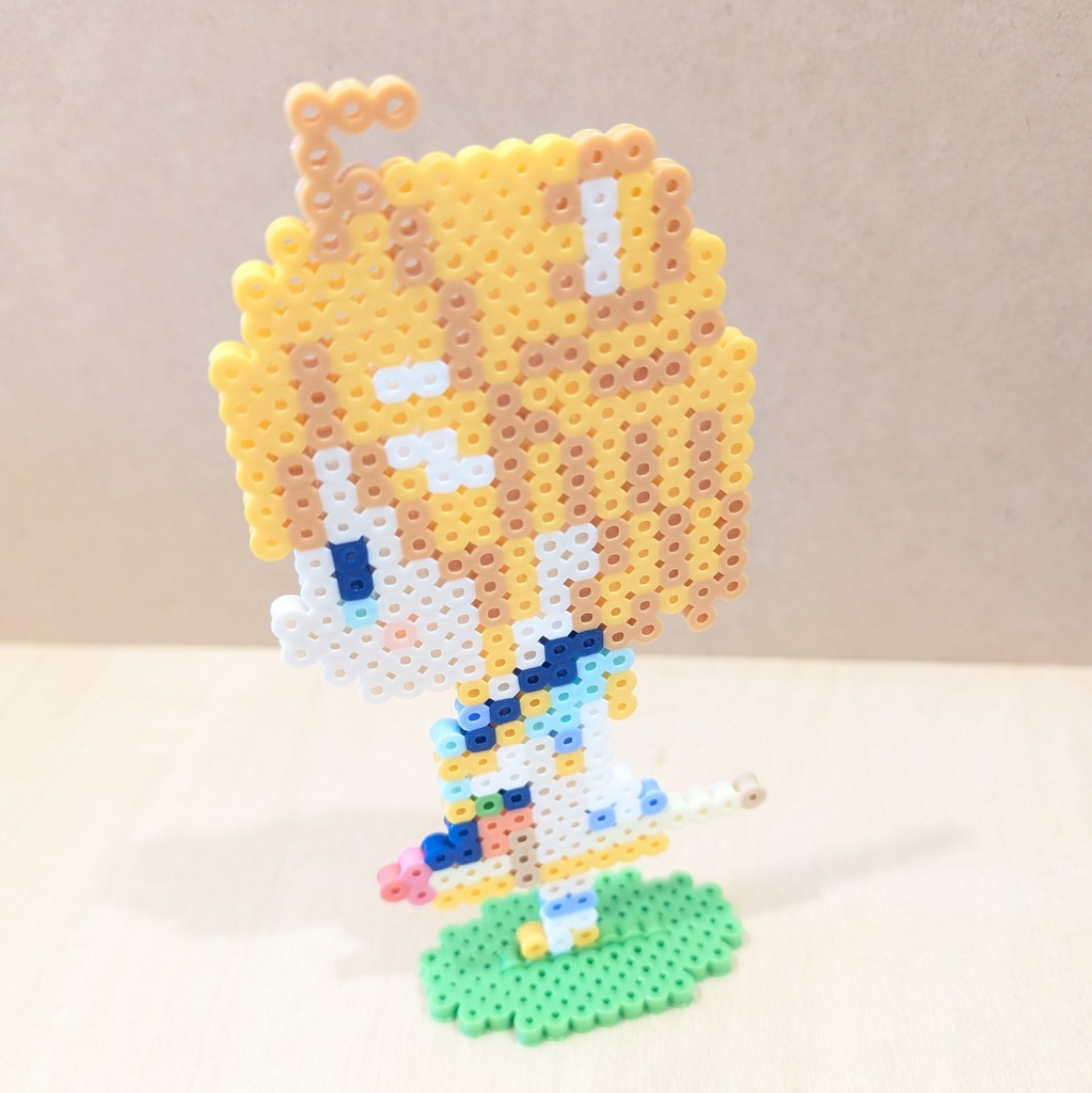 【ユニプロ二次創作作品】天晴ほかる アイロンビーズ 横向きスタンド